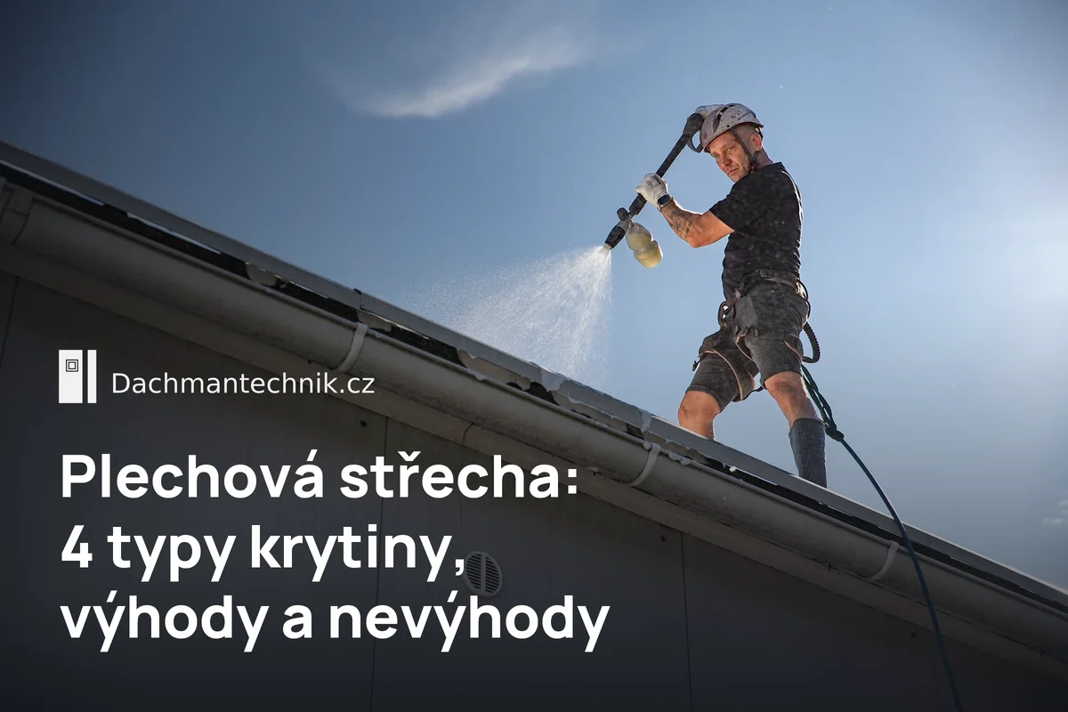 Pracovník Dachmantechnik při renovaci plechové střechy haly – plechová střecha